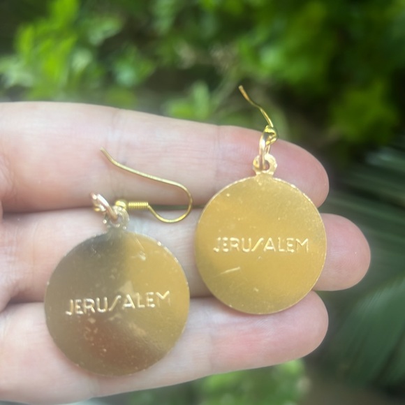 Vintagege St Christopher with baby Jesus Earrings - Picture 10 of 12